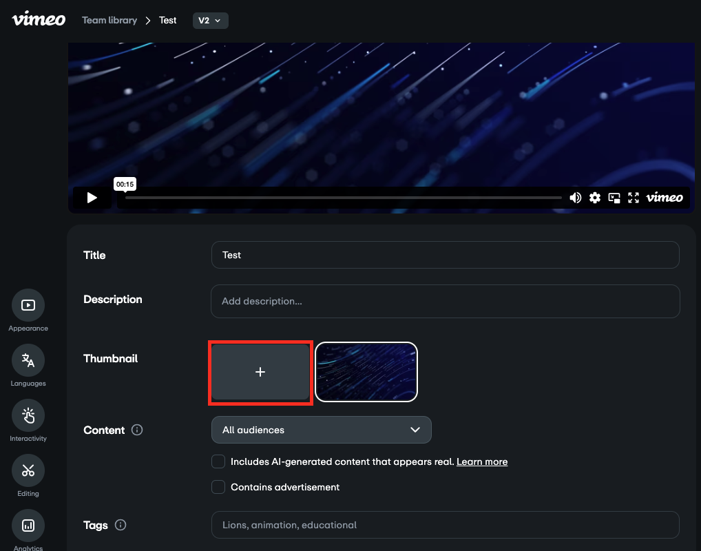 Página de configuración de video con el icono de signo más para subir miniaturas resaltado